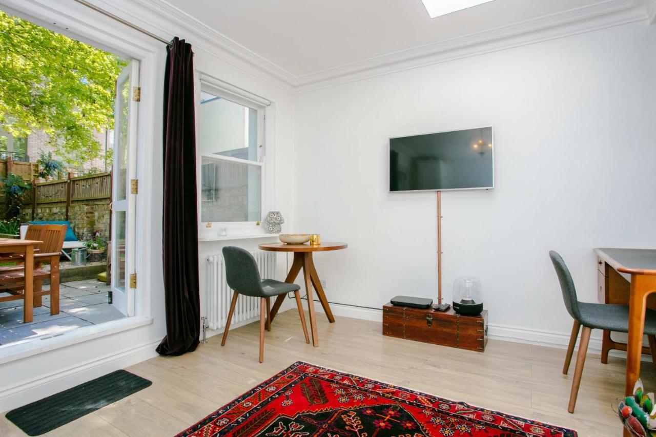 Modern Garden Apartment Camden London Exterior foto