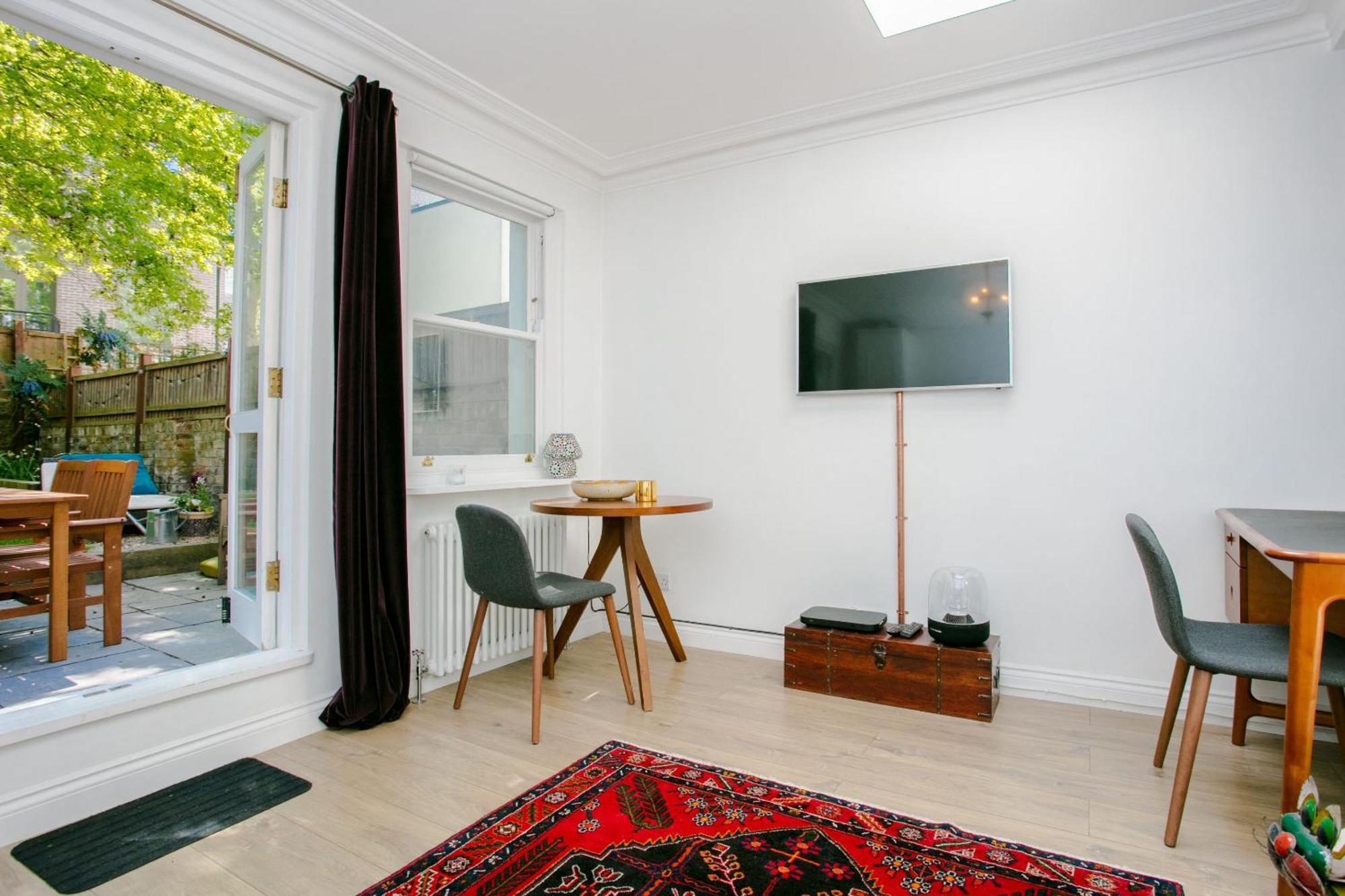 Modern Garden Apartment Camden London Exterior foto